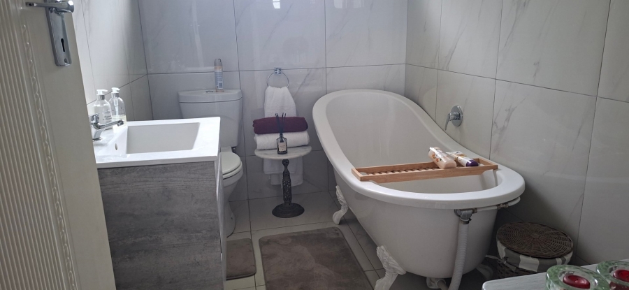 3 Bedroom Property for Sale in Gonubie Eastern Cape